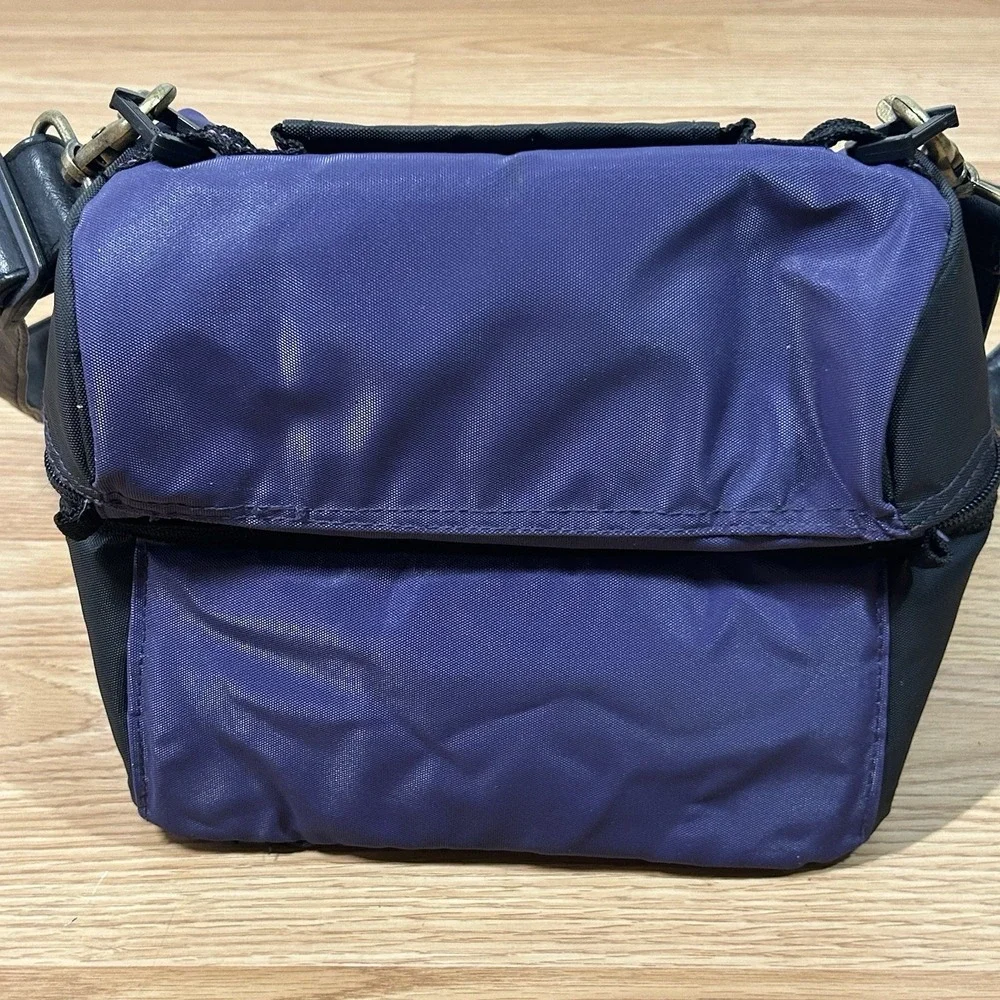 NWOT Insulated Lunch Tote Bag Plum Eggplant Purple Adjustable Strap Zipper Adult